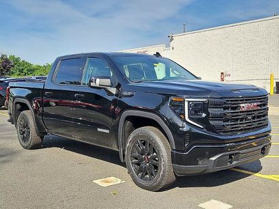 New 2026 GMC Sierra 1500 Elevation w/ Elevation Premium Package