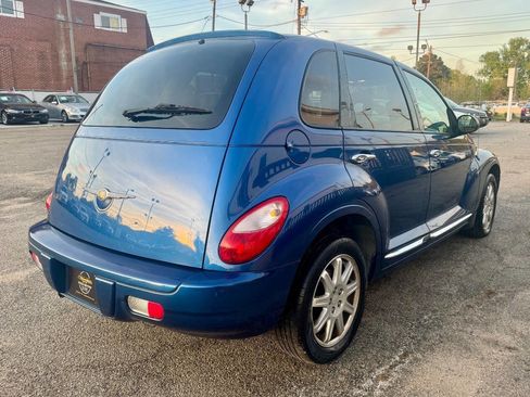 Used 2010 Chrysler PT Cruiser image 6