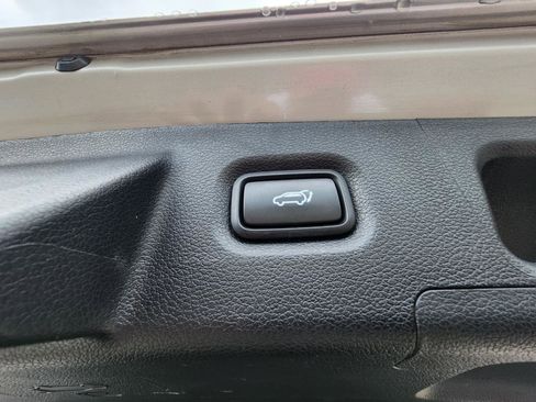 Used 2020 Hyundai Santa Fe Limited FWD image 31