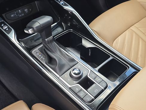 Used 2025 Kia Sorento SX Prestige w/ Olive Brown Leather Package image 29