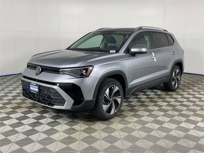 New 2025 Volkswagen Taos SE