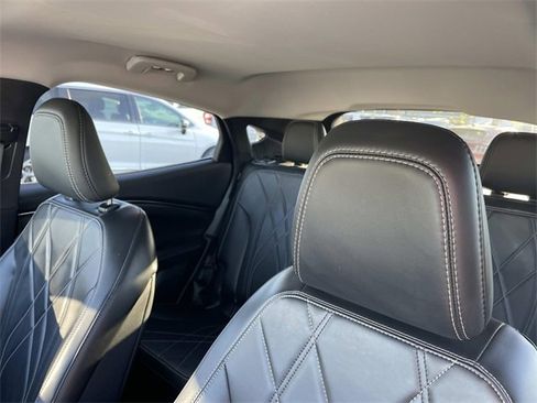 Used 2023 Ford Mustang Mach-E Select image 23