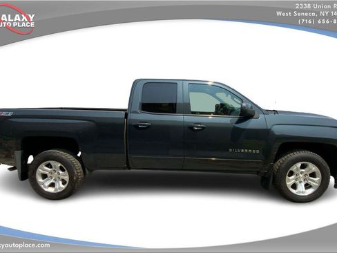 Used 2017 Chevrolet Silverado 1500 LT w/ All Star Edition AWD/4WD image 4