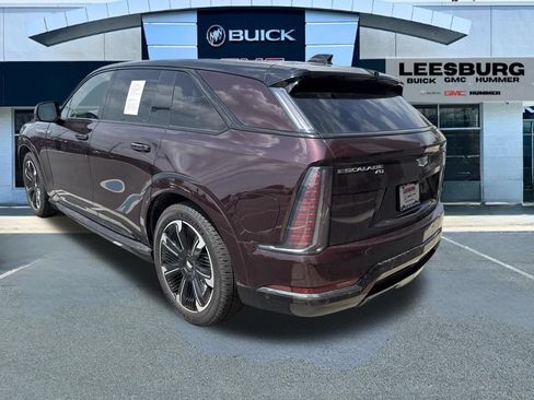 Used 2025 Cadillac Escalade IQ Sport 1 w/ Smart Trailering package AWD/4WD image 5
