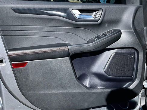 Used 2024 Ford Escape ST-Line image 23