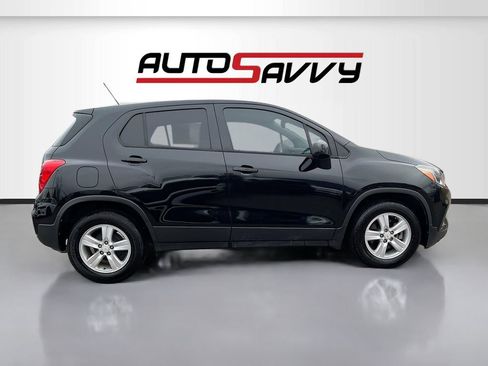 Used 2020 Chevrolet Trax LS w/ Tint and Cruise Package image 8