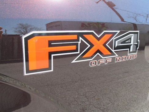 Used 2018 Ford F150 Platinum w/ Equipment Group 701A Luxury AWD/4WD image 81