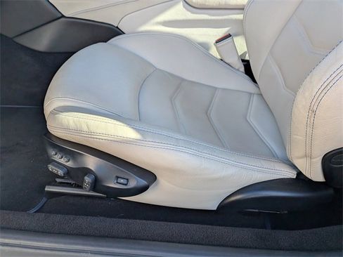 Used 2018 Maserati GranTurismo Sport image 15