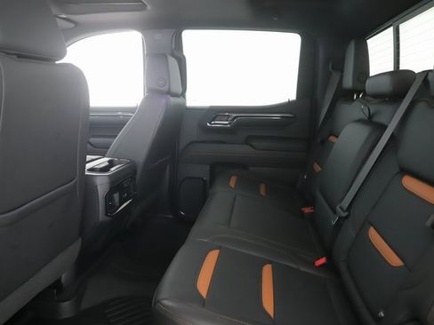 Used 2024 GMC Sierra 1500 AT4 w/ Technology Package image 28