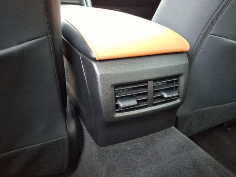 Used 2023 Lexus IS 300 w/ Comfort Package RWD image 11