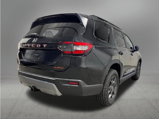 New 2026 Honda Pilot TrailSport image 5