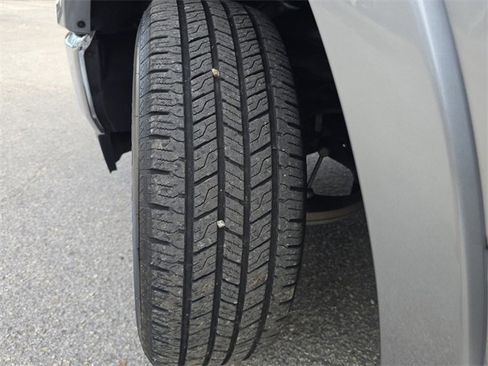 Certified 2022 RAM 1500 Laramie image 28