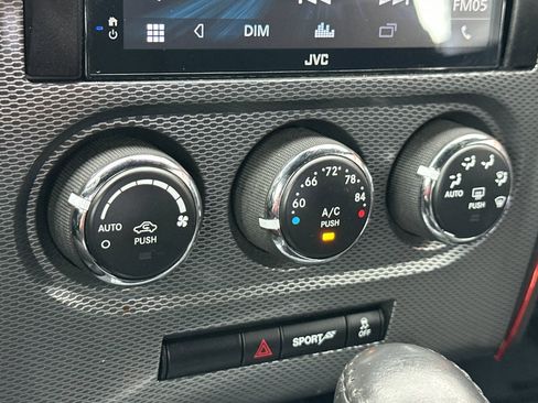 Used 2013 Dodge Challenger R/T w/ Blacktop Pkg RWD image 17