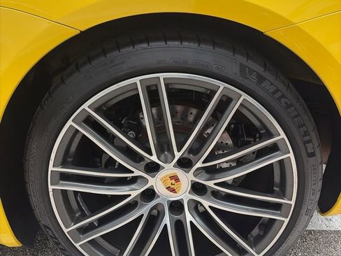 Used 2025 Porsche 718 Cayman GTS image 14