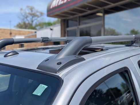 Used 2020 Nissan Frontier PRO-4X w/ Pro-4x Utility Package AWD/4WD image 4