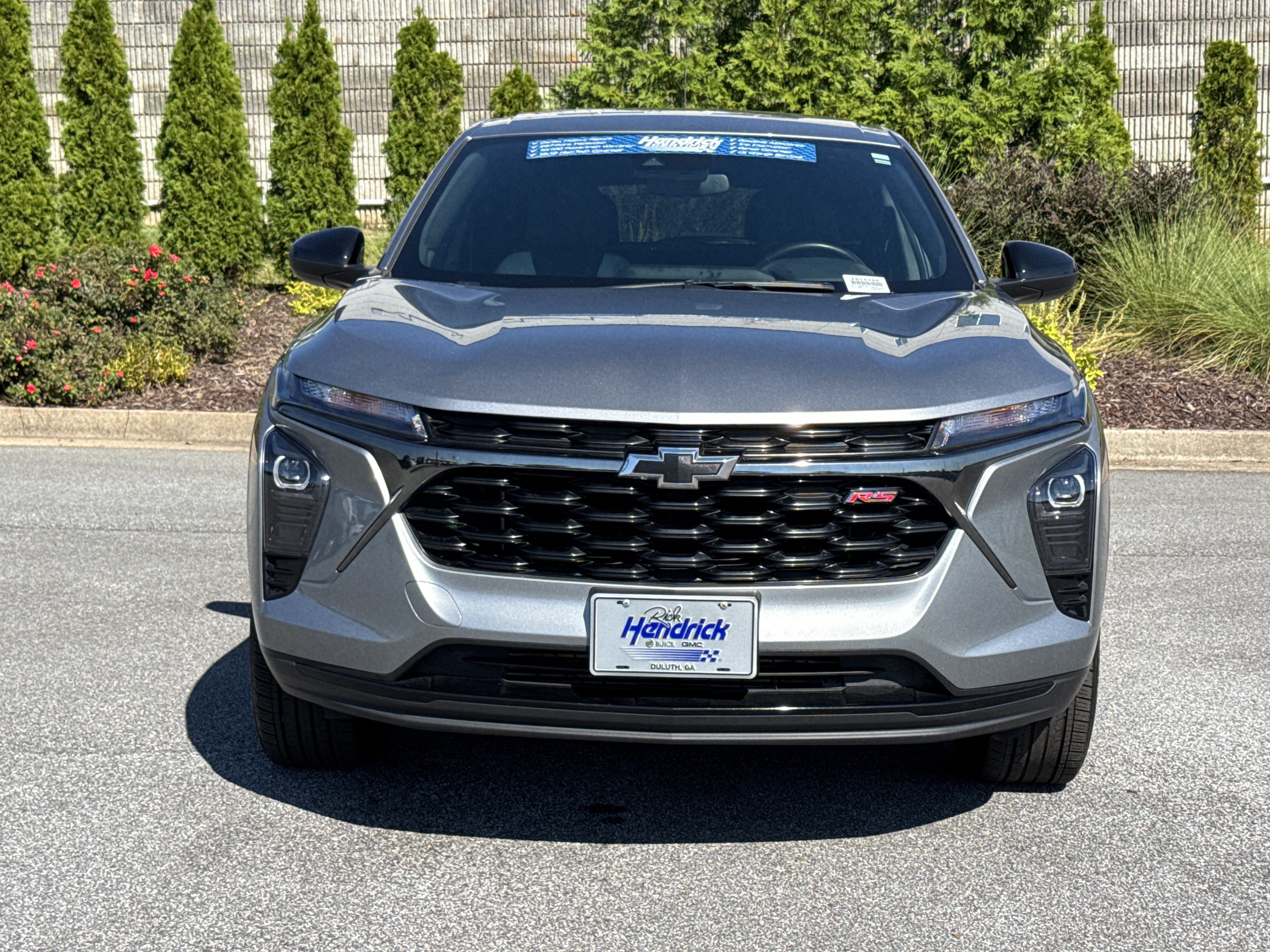 Used 2025 Chevrolet Trax RS w/ Driver Confidence Package FWD image 3