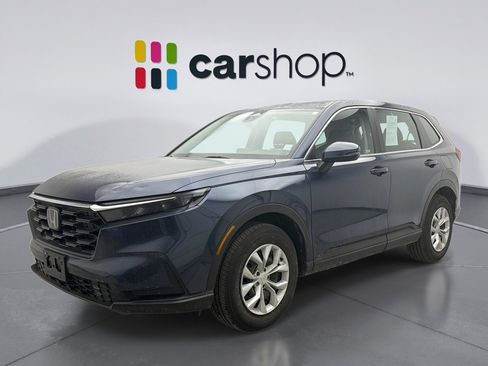 Used 2023 Honda CR-V LX image 1