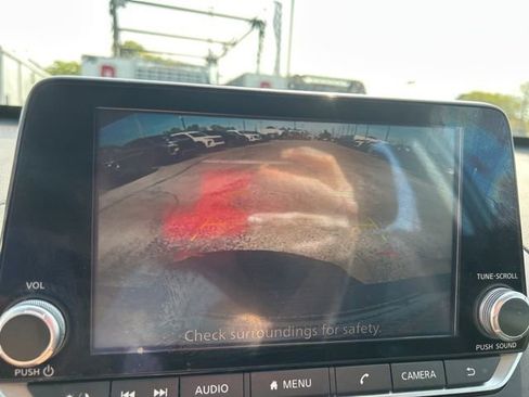 Used 2024 Nissan Altima 2.5 SR image 21