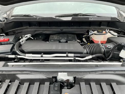 Used 2025 Chevrolet Silverado 1500 LT image 26