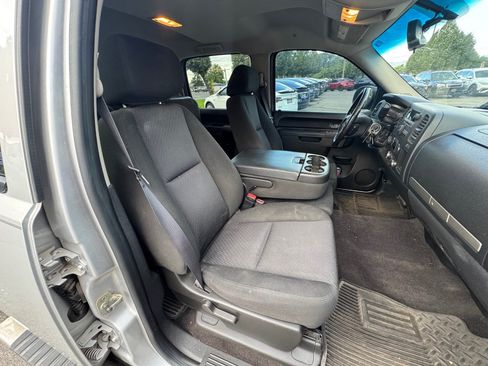 Used 2011 Chevrolet Silverado 1500 LT w/ All-Star Edition AWD/4WD image 10