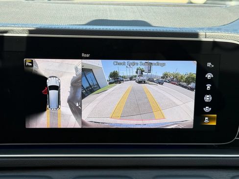 Used 2023 Mercedes-Benz GLS 450 4MATIC image 39