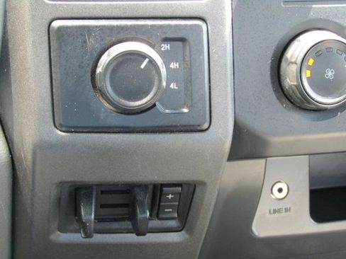 Used 2019 Ford F250 XL w/ Power Equipment Group AWD/4WD image 27