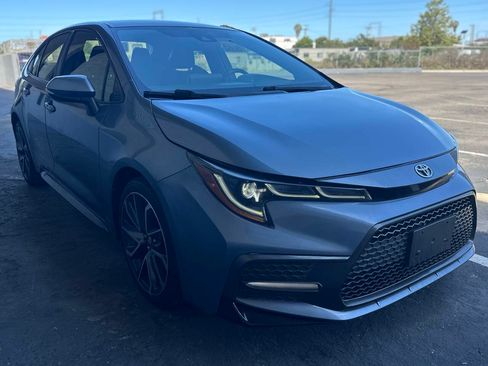 Used 2020 Toyota Corolla SE w/ Carpet Mat Package (TMS) FWD image 2