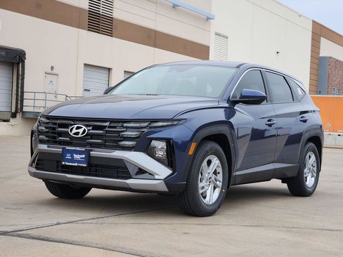 New 2026 Hyundai Tucson SE image 2