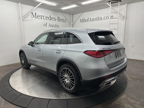 New 2026 Mercedes-Benz GLC 300 image 5