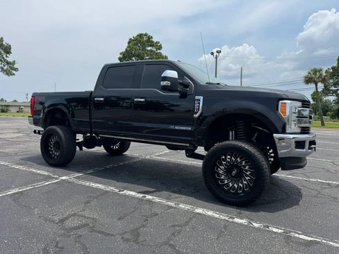 Used 2017 Ford F250 King Ranch w/ King Ranch Ultimate Package AWD/4WD image 4