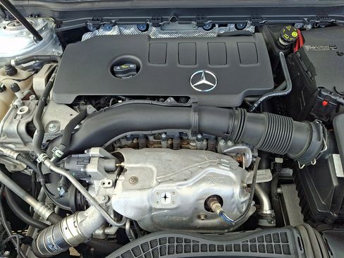 Used 2020 Mercedes-Benz A 220 4MATIC image 29