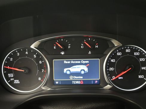 Used 2022 GMC Acadia SLT FWD image 18