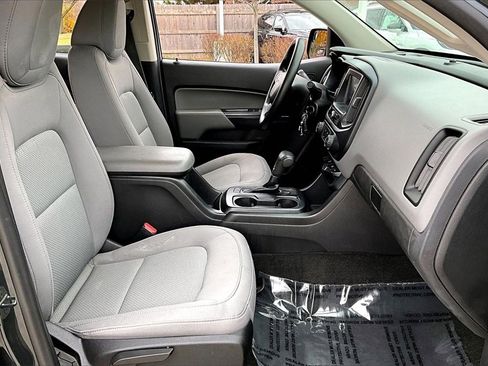 Used 2018 Chevrolet Colorado W/T w/ WT Convenience Package image 27