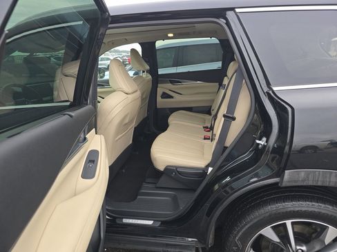 Used 2023 INFINITI QX60 Luxe w/ Vision Package image 18