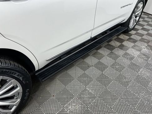 Certified 2024 GMC Yukon Denali w/ Denali Reserve Package image 35