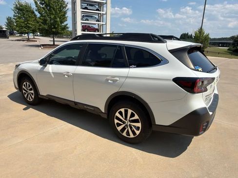 Used 2022 Subaru Outback Premium w/ Popular Package #1 AWD/4WD image 7