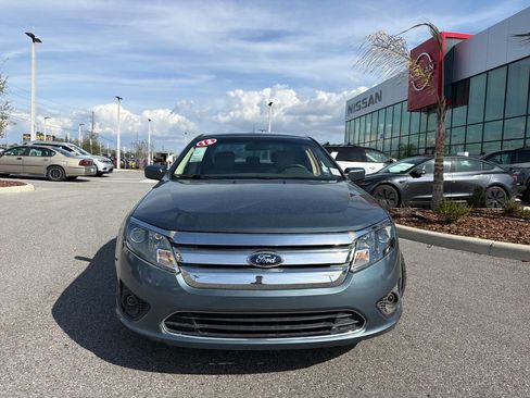 Used 2012 Ford Fusion SE image 2