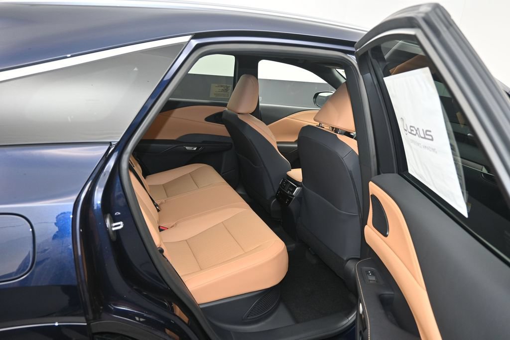 New 2026 Lexus RX 450h AWD image 11
