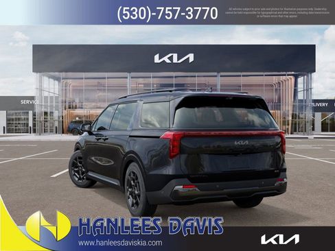 New 2025 Kia Carnival SX FWD image 4