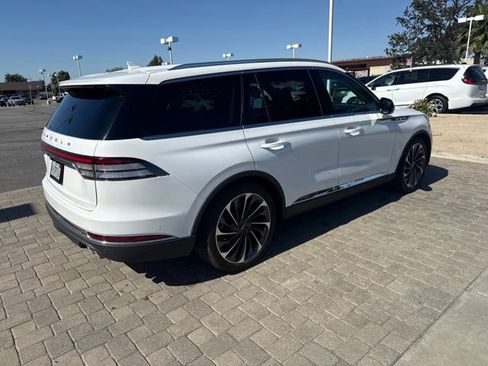 Used 2023 Lincoln Aviator Reserve w/ Equipment Group 201A AWD/4WD image 2