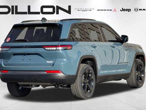 New 2026 Jeep Grand Cherokee Limited AWD/4WD image 3