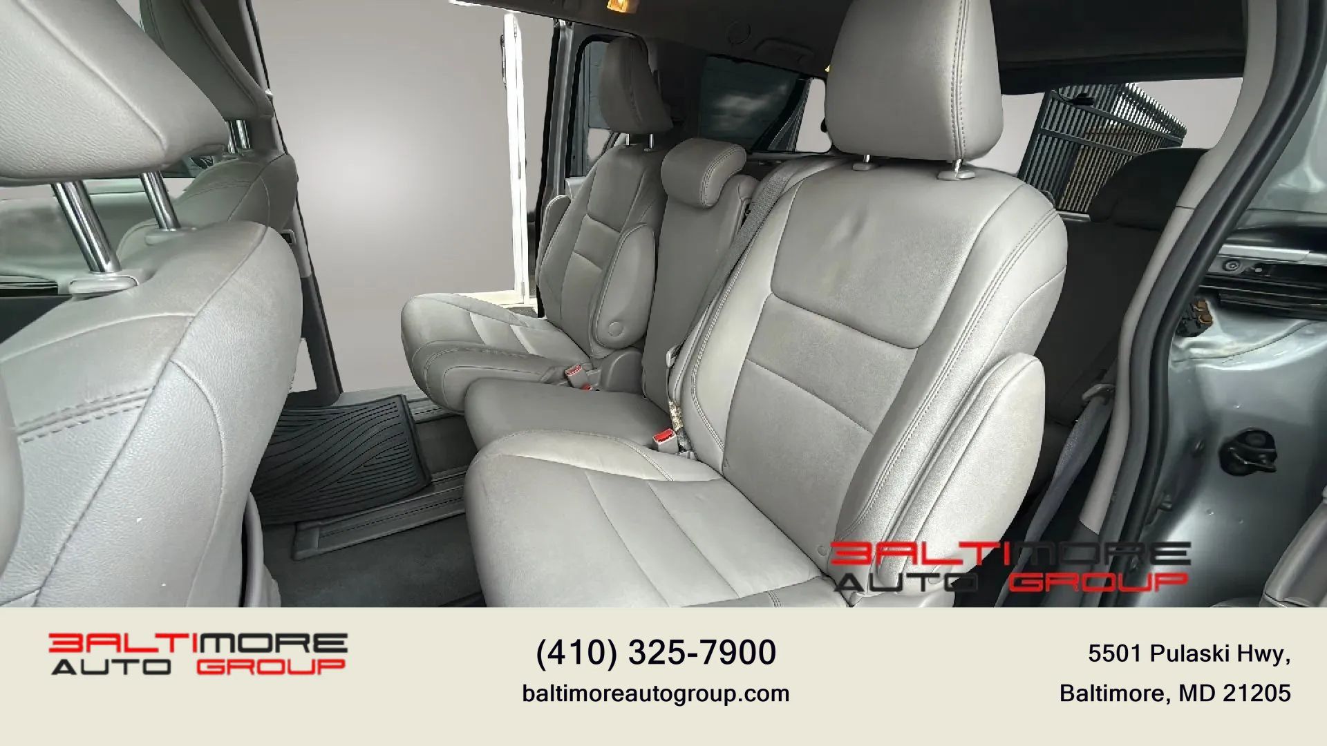 Used 2019 Toyota Sienna XLE Premium FWD image 30