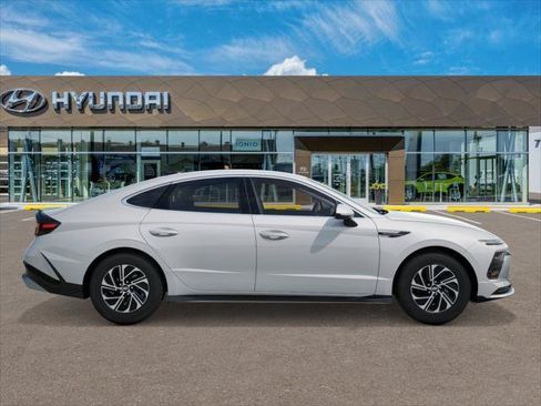 New 2026 Hyundai Sonata Blue FWD image 7