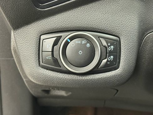 Used 2017 Ford Escape SE FWD image 27