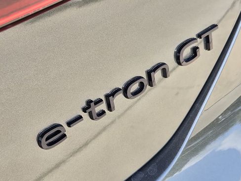 New 2026 Audi RS e-tron GT performance image 14