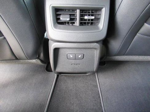 New 2025 Chevrolet Equinox EV RS image 36