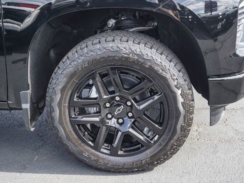 New 2026 Chevrolet Silverado 1500 RST w/ Convenience Package II AWD/4WD image 9