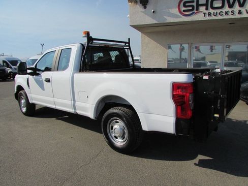 Used 2021 Ford F250 XL w/ Power Equipment Group RWD image 11