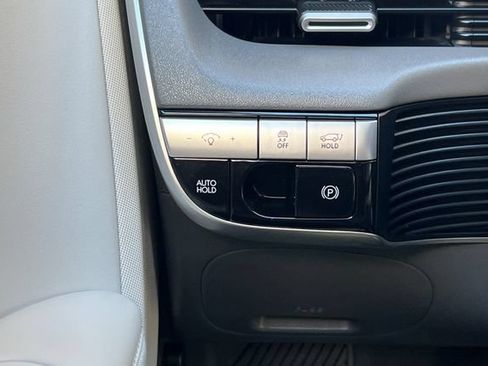 Certified 2024 Hyundai Ioniq 5 Limited RWD image 37