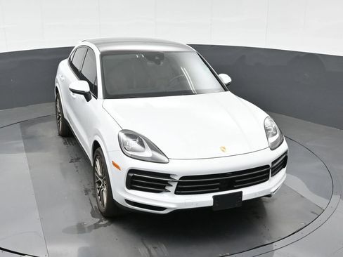 Certified 2023 Porsche Cayenne Platinum Edition AWD/4WD image 32